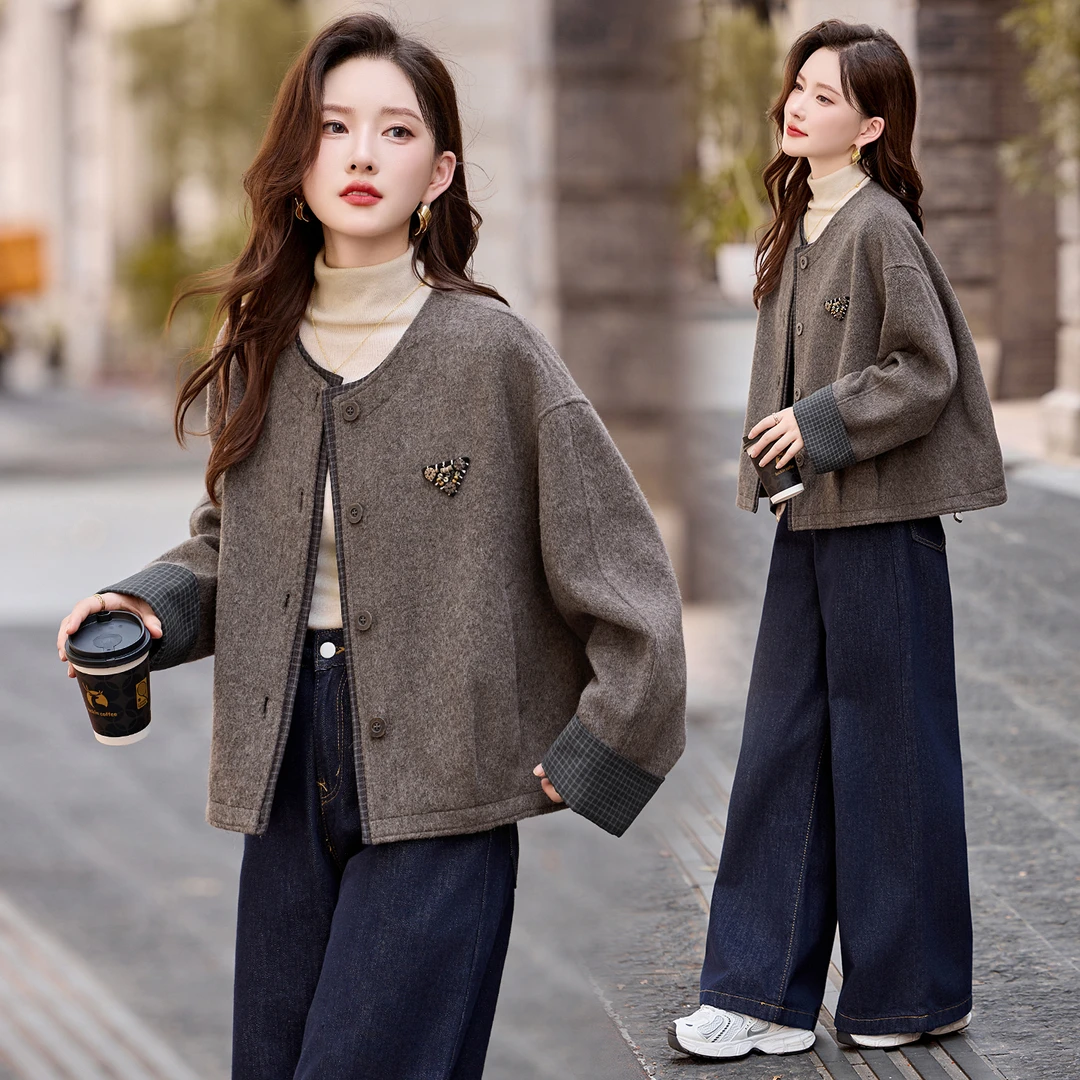 设计感格纹拼接毛呢外套女2025年春秋新款高级感复古气质短款上衣