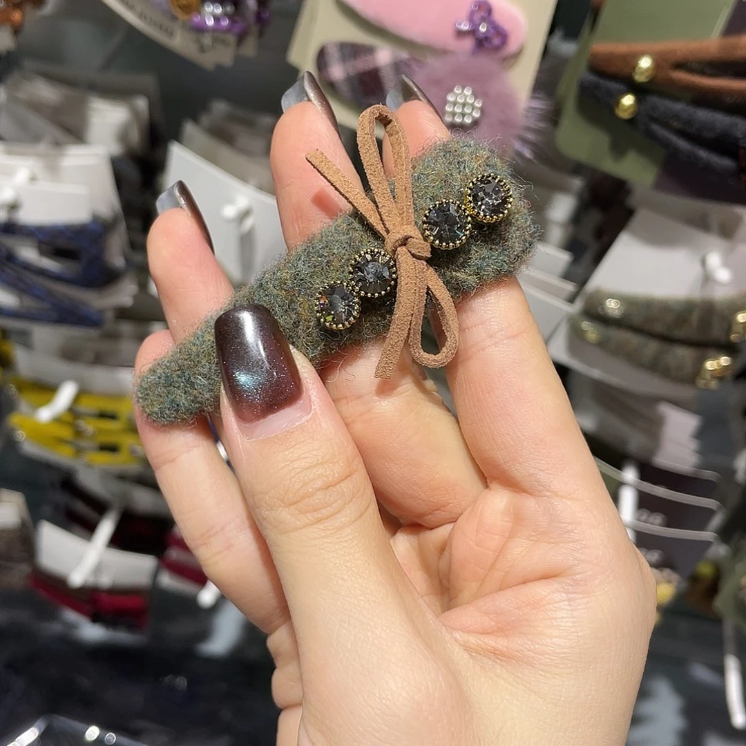 非金属绿色钻一只