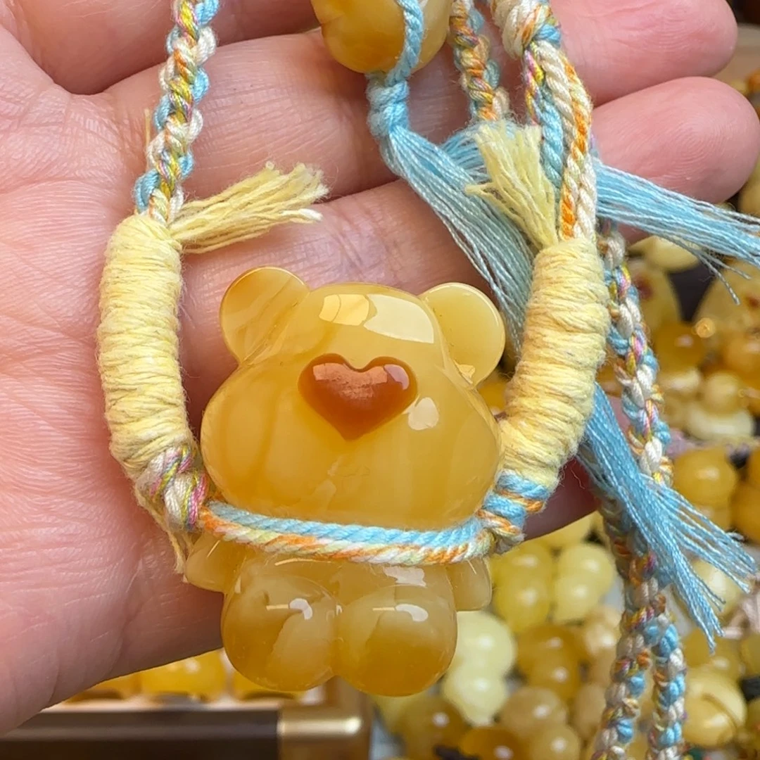 琥珀未镶嵌套链天然焦皮料蜜蜡小熊吊坠