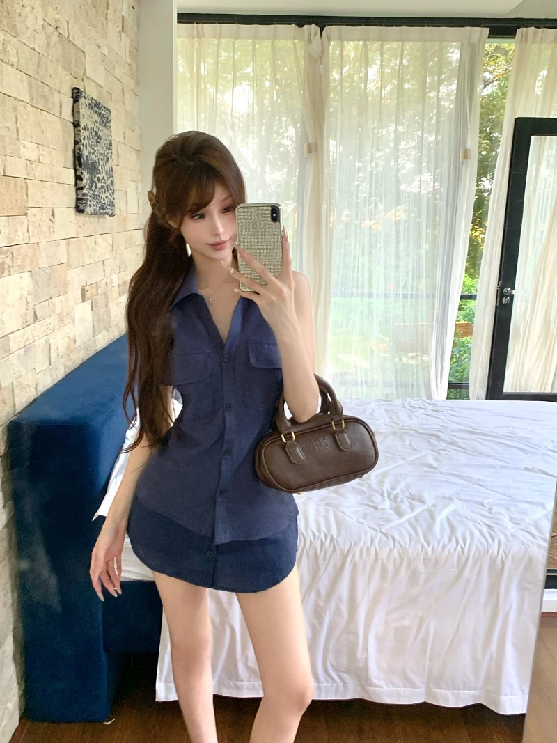 普鲁士蓝老钱风掐腰无袖polo领上衣+高腰短款裙裤女夏时尚套装