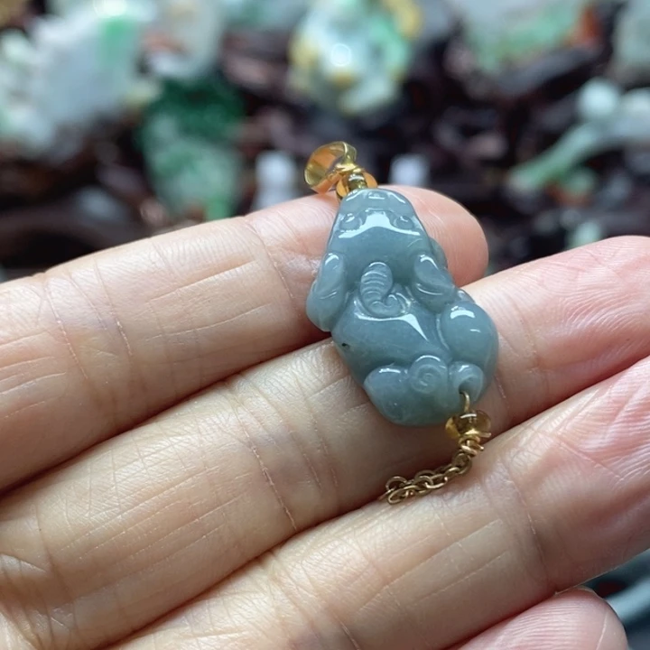 翡翠挂件未镶嵌翡翠貔貅