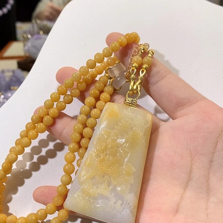 翡翠未镶嵌颈饰翡翠吊坠