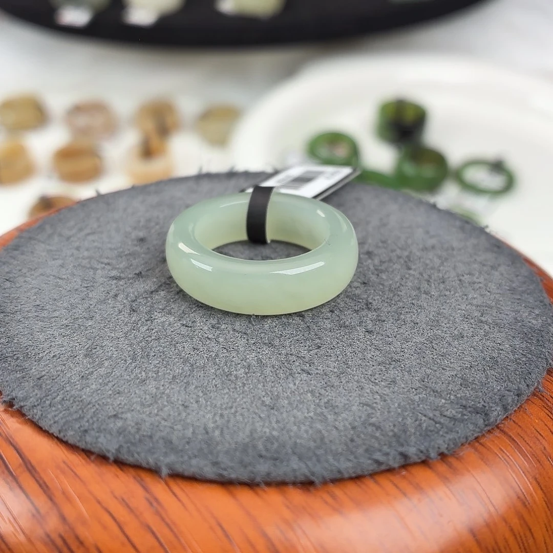 和田玉未镶嵌戒指b109冰青圆切18.1不退换