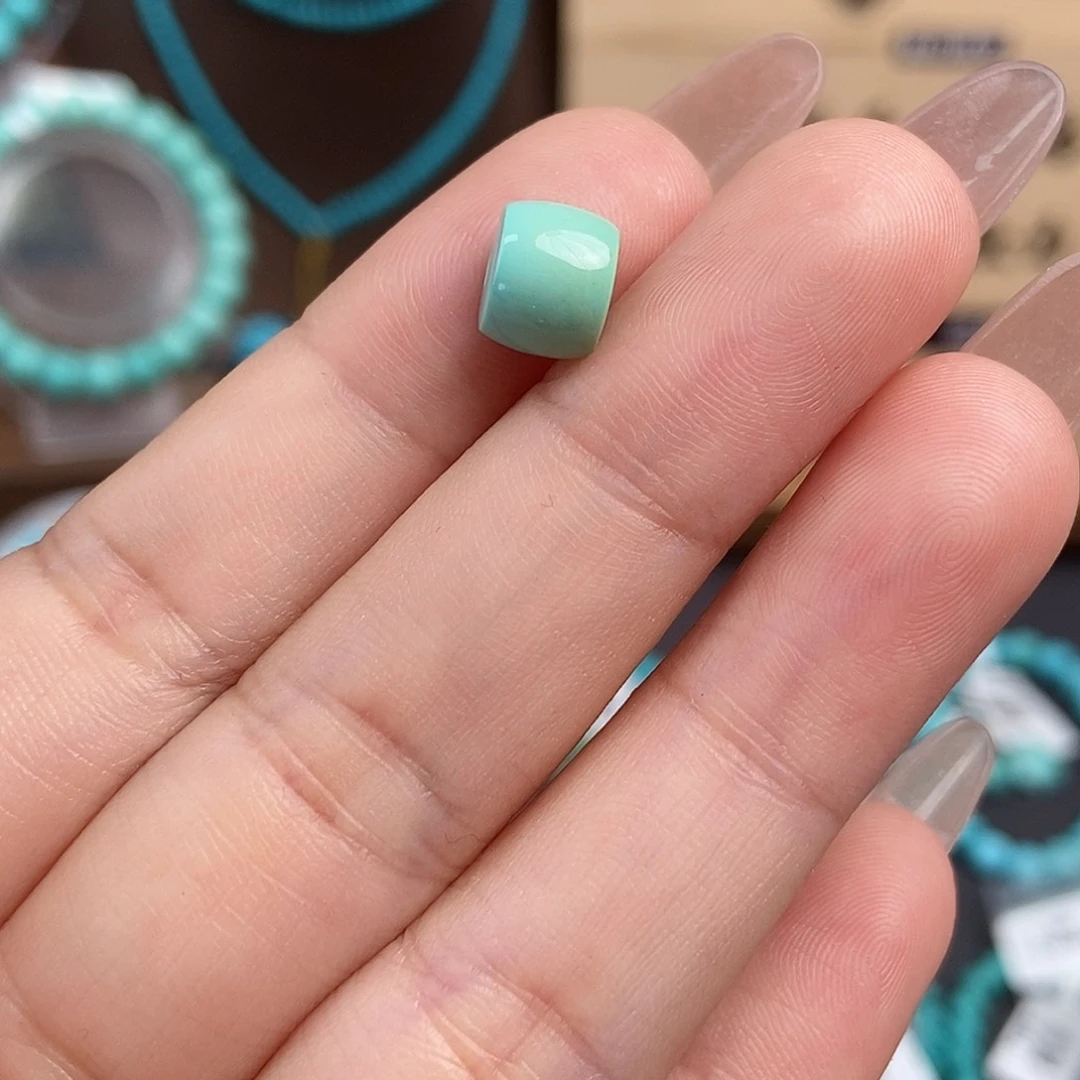 绿松石雕刻未镶嵌