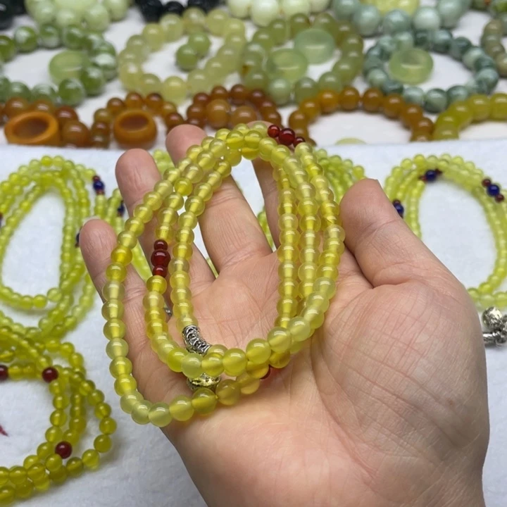 蛇纹石玉手串未镶嵌T****o