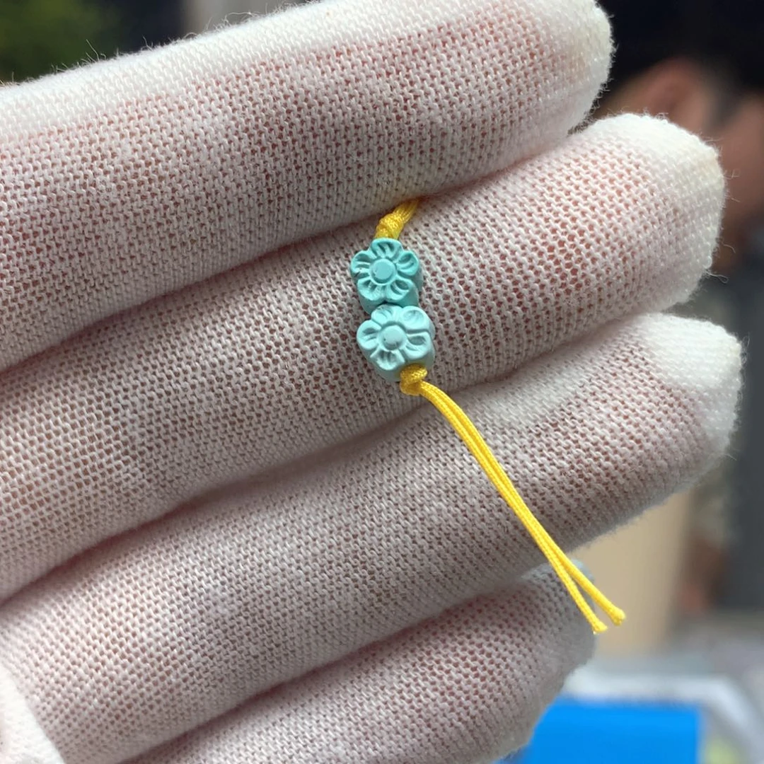 绿松石未镶嵌挂件