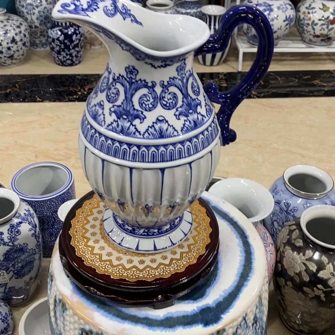 【闪购商品】摆件咸**辣奶壶花瓶摆件……轻微矿点