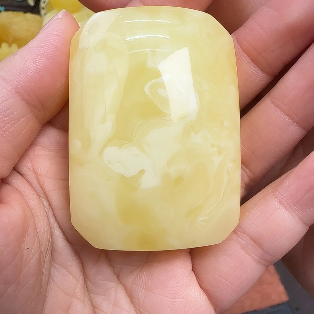 X***生蜜蜡未镶嵌珠宝奇石