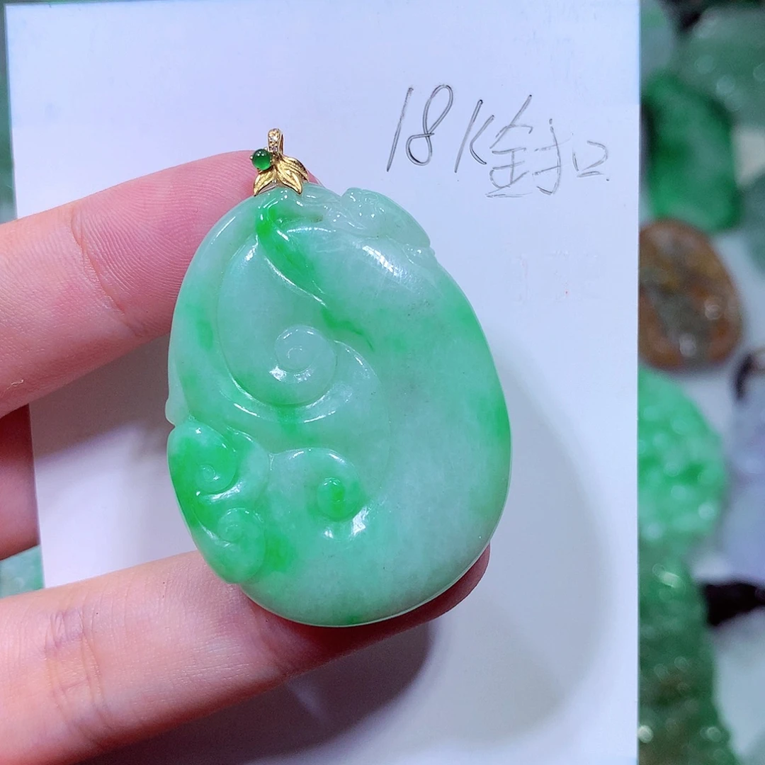 吊坠(不含链)未镶嵌翡翠