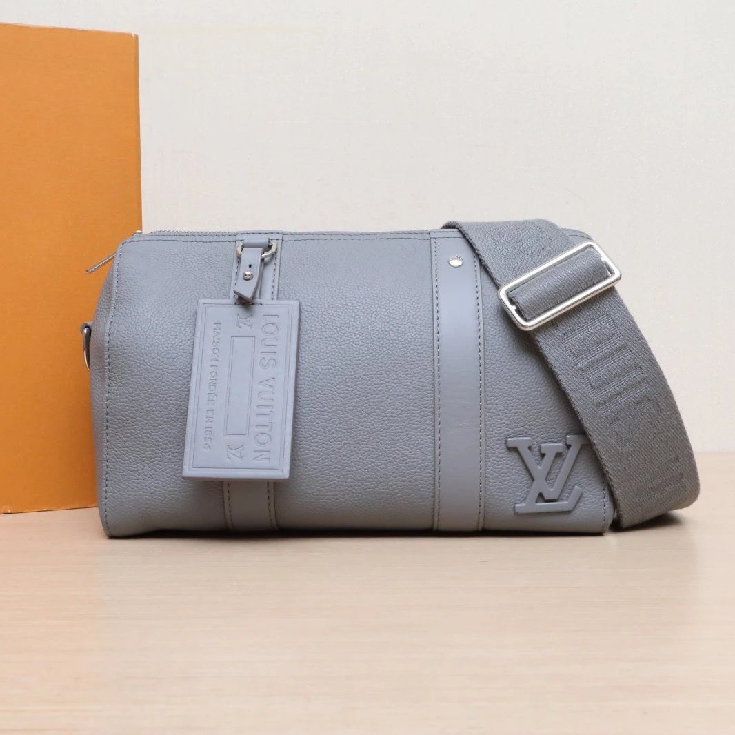 99新 LouisVuitton/路易威登 小花6欢 KEEPALL City 灰色 芯片
