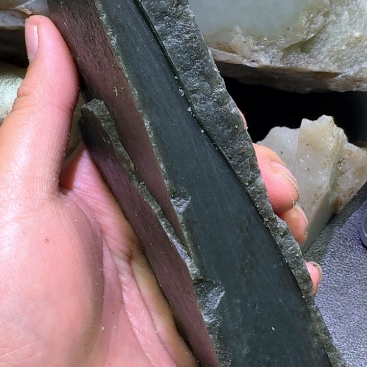 和田玉未镶嵌珠宝半成品