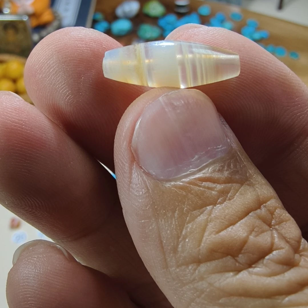 朱***姐玛瑙/玉髓未镶嵌天然原矿玛瑙