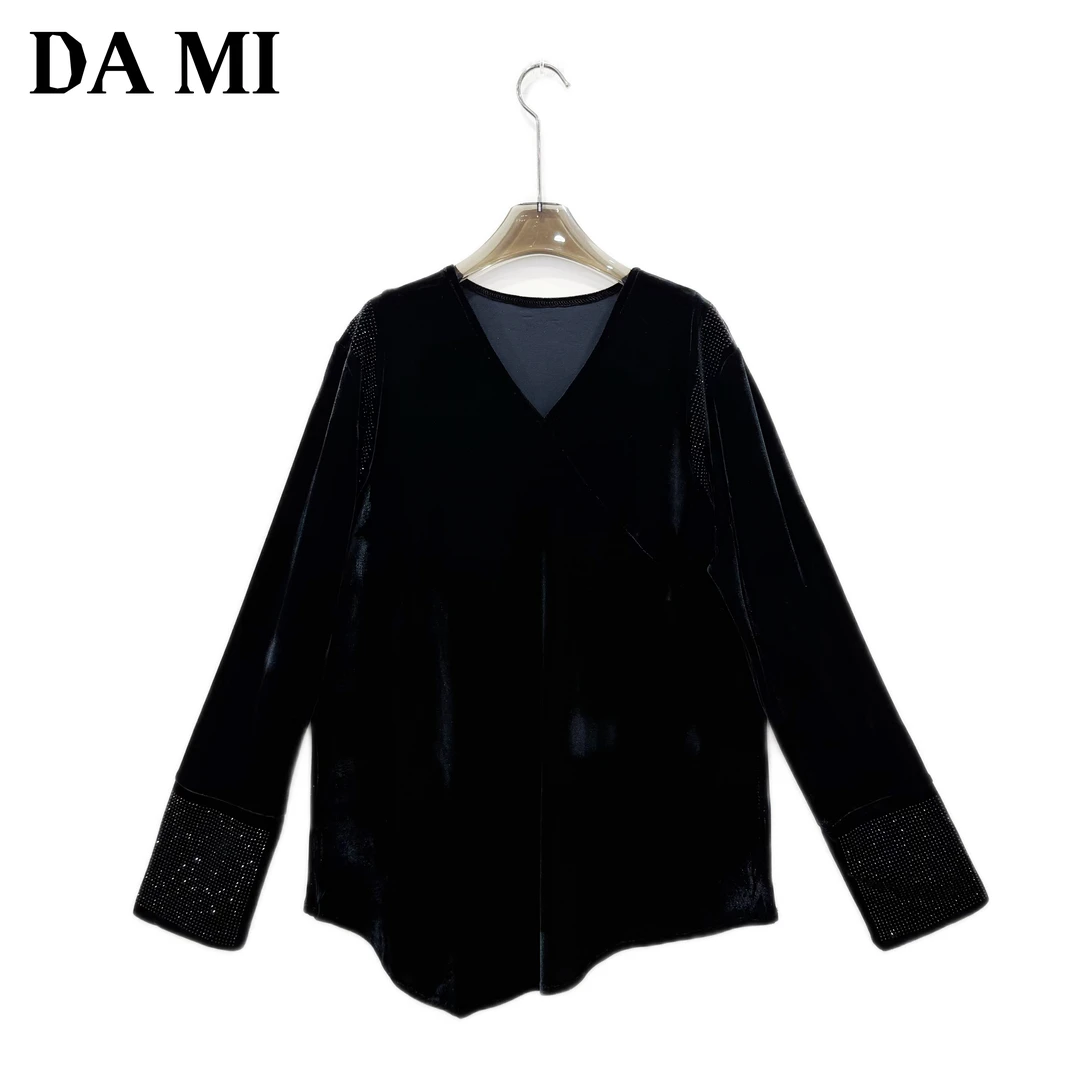 【大蜜】9547#秋季时尚丝绒宽松显瘦气质长袖肩膀袖口烫钻V领女上衣