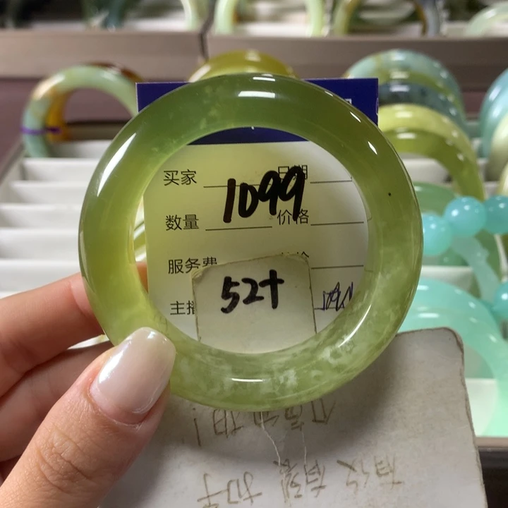 蛇纹石玉未镶嵌手镯1099