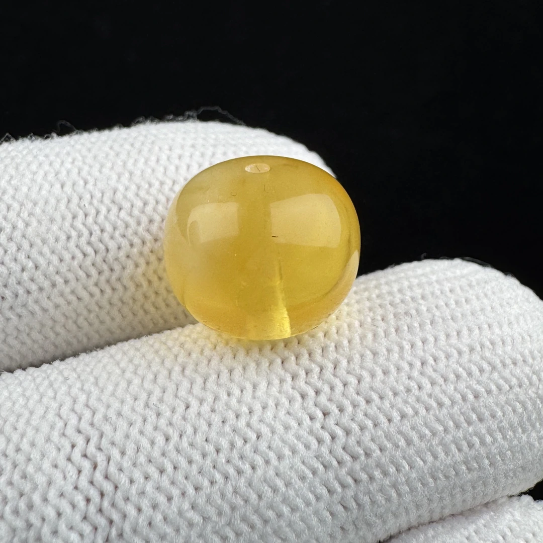 B3462天然蜜蜡 墩子13.3*10.8mm 保真原矿