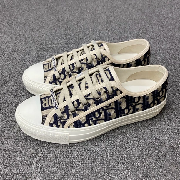 99新 DIOR/迪奥 99新/迪奥/37.5码/藏蓝刺绣老花板鞋/BF01133
