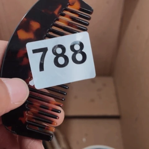 琼***姐非洲紫檀（红花梨）