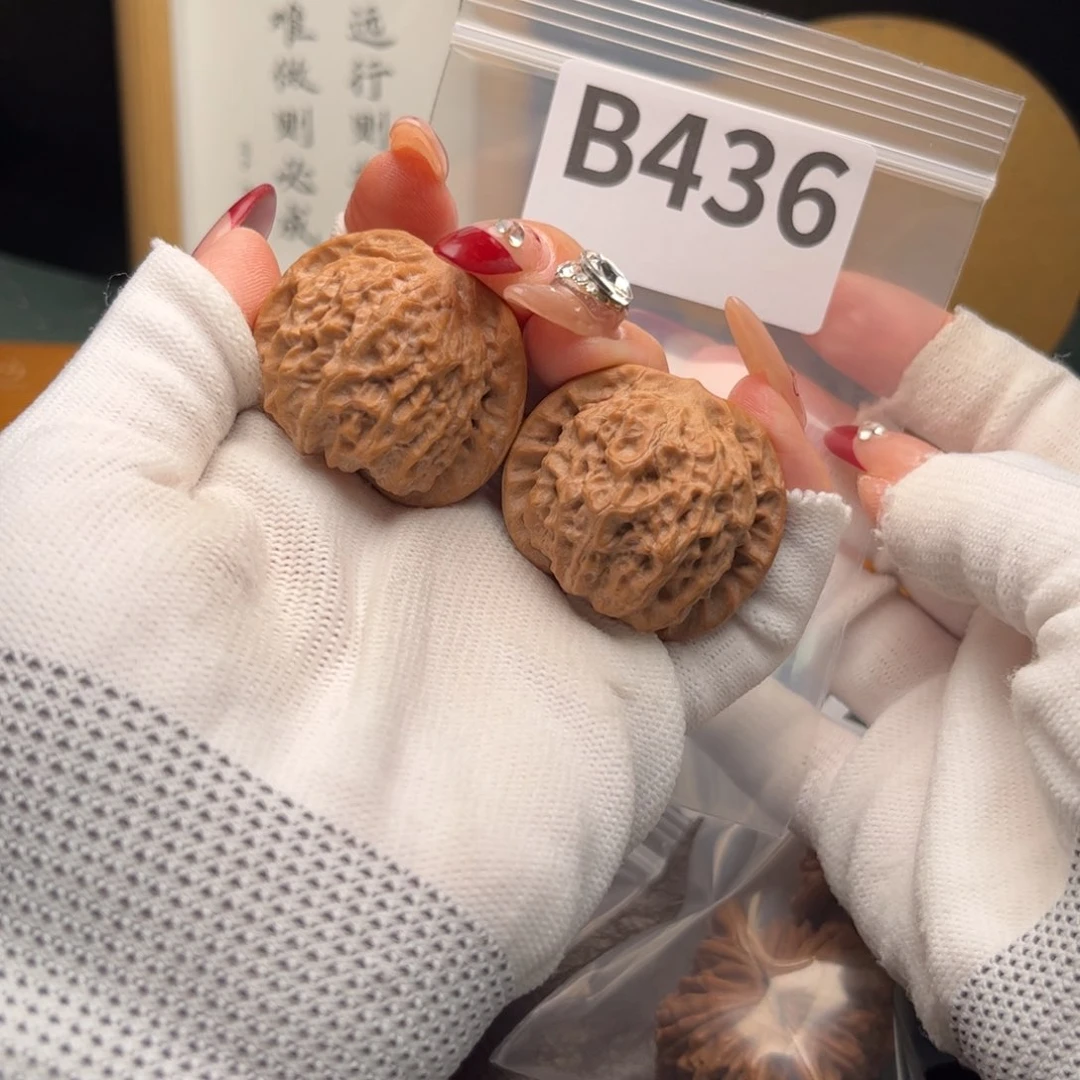 文玩核桃把件37瓷娃娃b 436