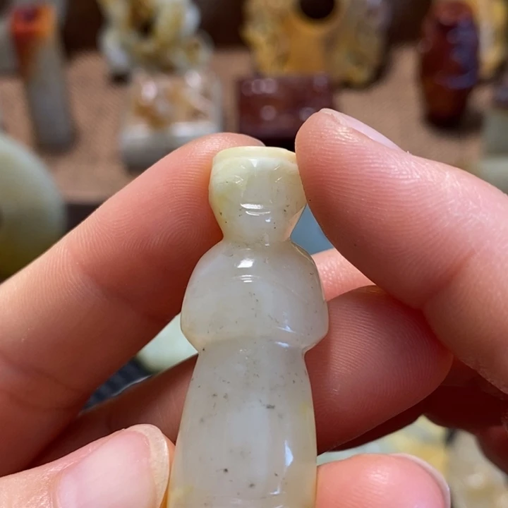 和田玉（糖玉）未镶嵌颈饰