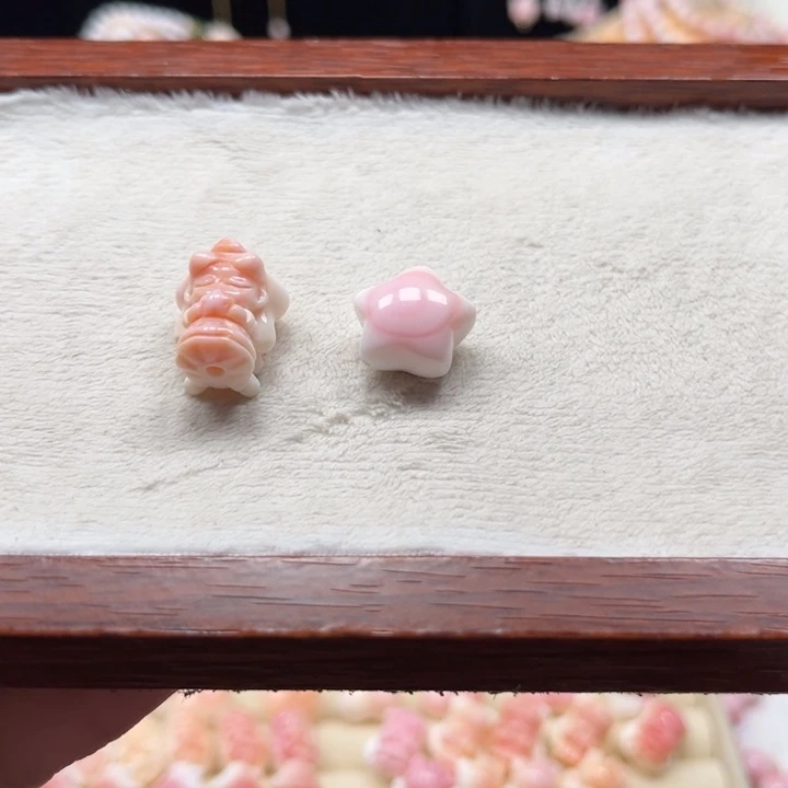 ****。贝壳手串/手链粉贝小雕