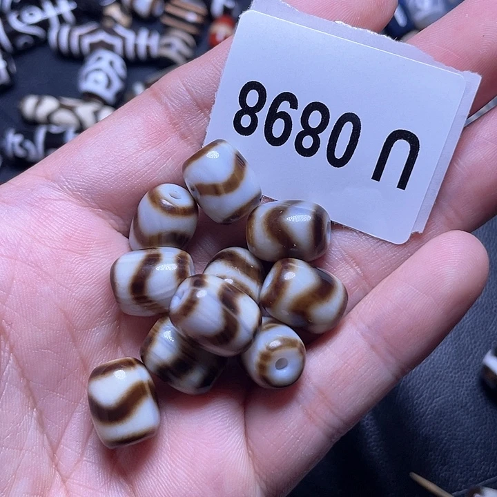 玛瑙/玉髓颈饰未镶嵌微瑕