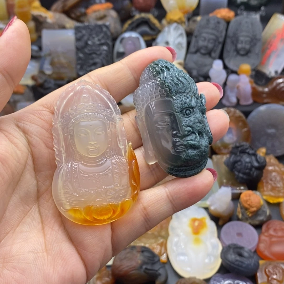 玛瑙/玉髓颈饰未镶嵌草*