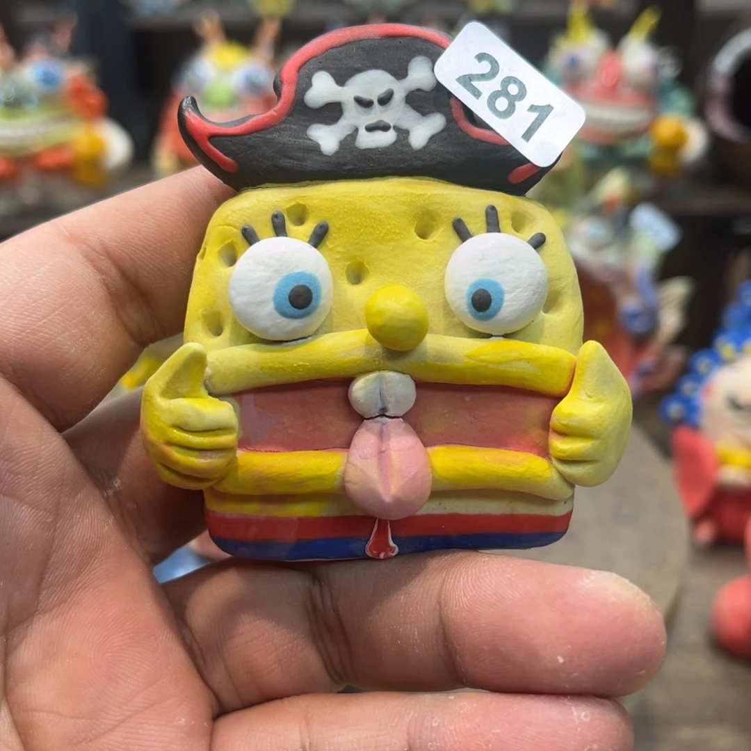 陶瓷纯手工抽象陶瓷摆件281