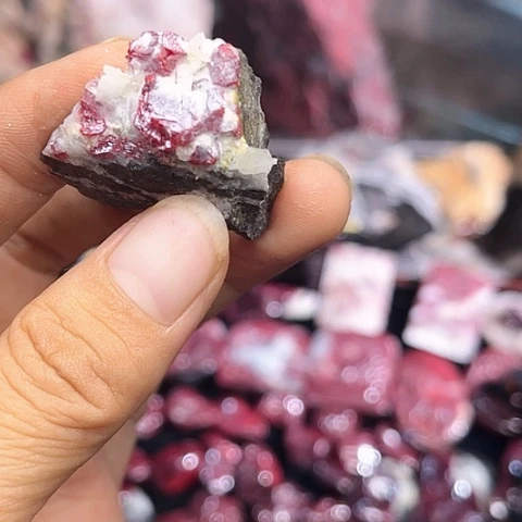 【闪购商品】天然辰砂天然原矿朱砂毛料