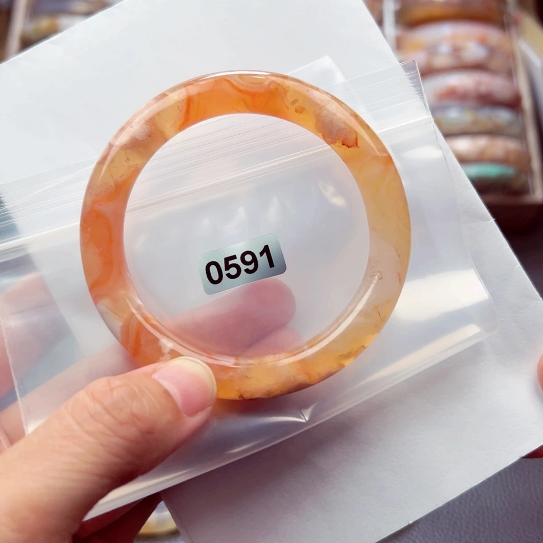 未镶嵌手镯玛瑙/玉髓芯**