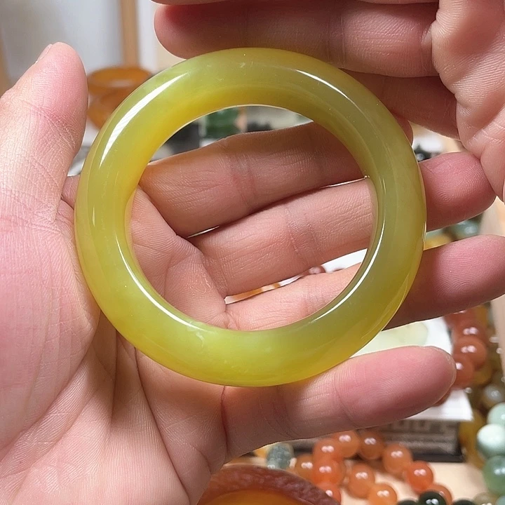 蛇纹石玉手镯未镶嵌林****x