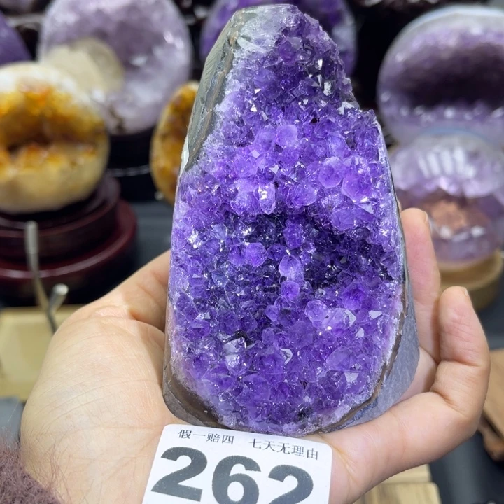 紫晶大型摆件（非配饰）未镶嵌