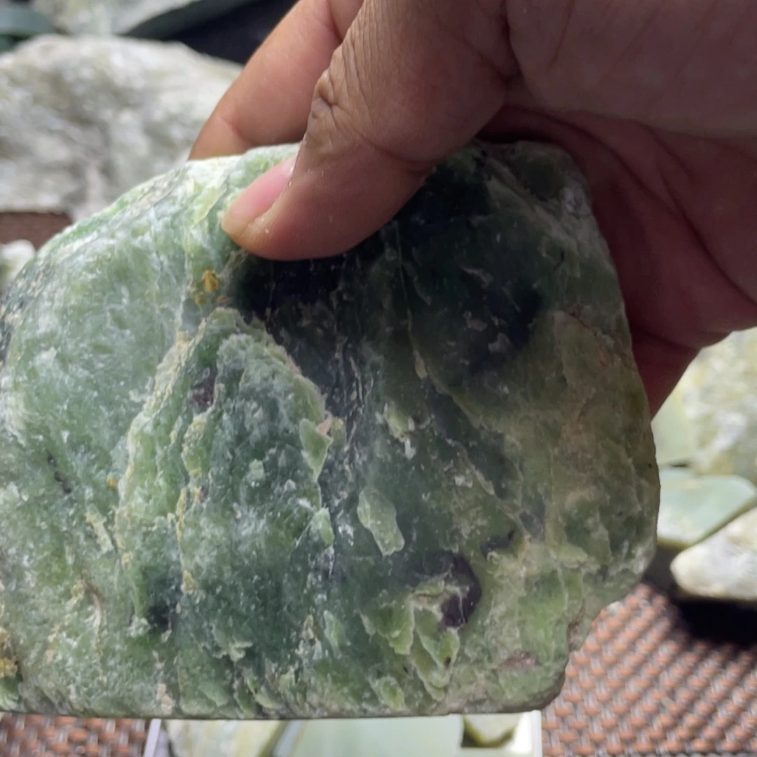 .***.和田玉未镶嵌珠宝半成品