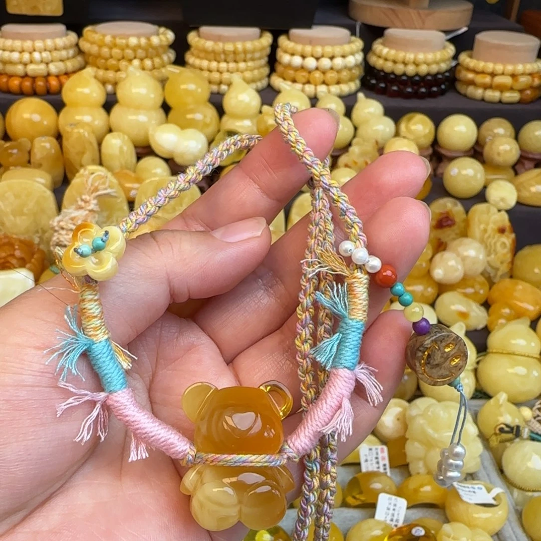 琥珀未镶嵌项圈天然俄料蜜糖红蜜蜡小熊吊坠