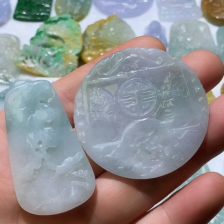 翡翠吊坠(不含链)未镶嵌