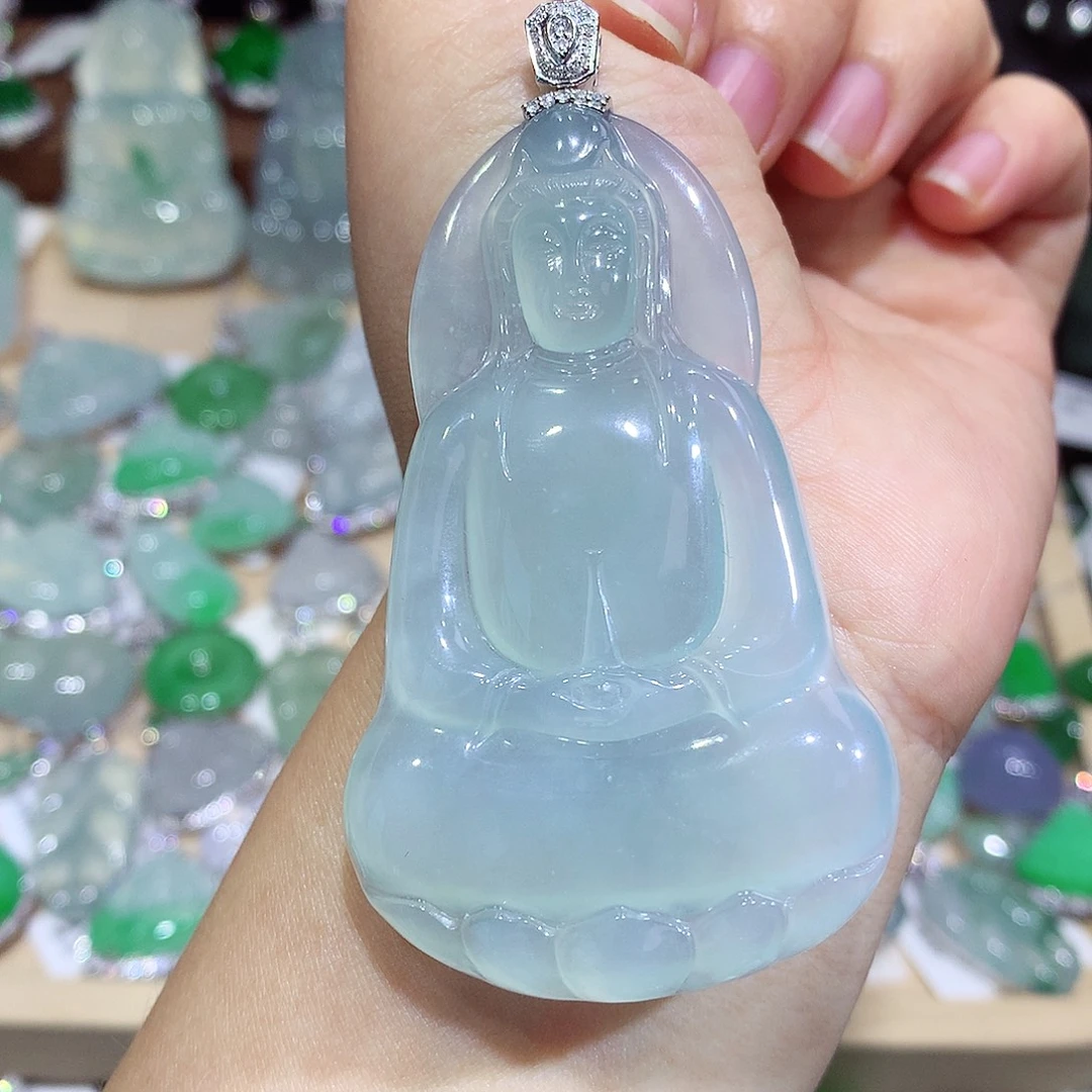 翡翠18K金镶嵌颈饰素衣