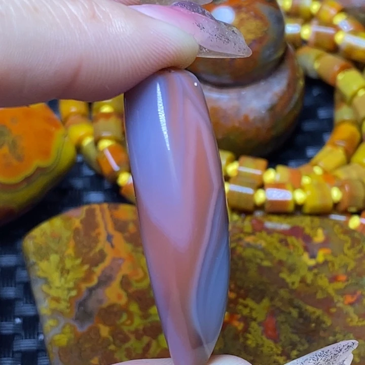 玛瑙/玉髓颈饰未镶嵌