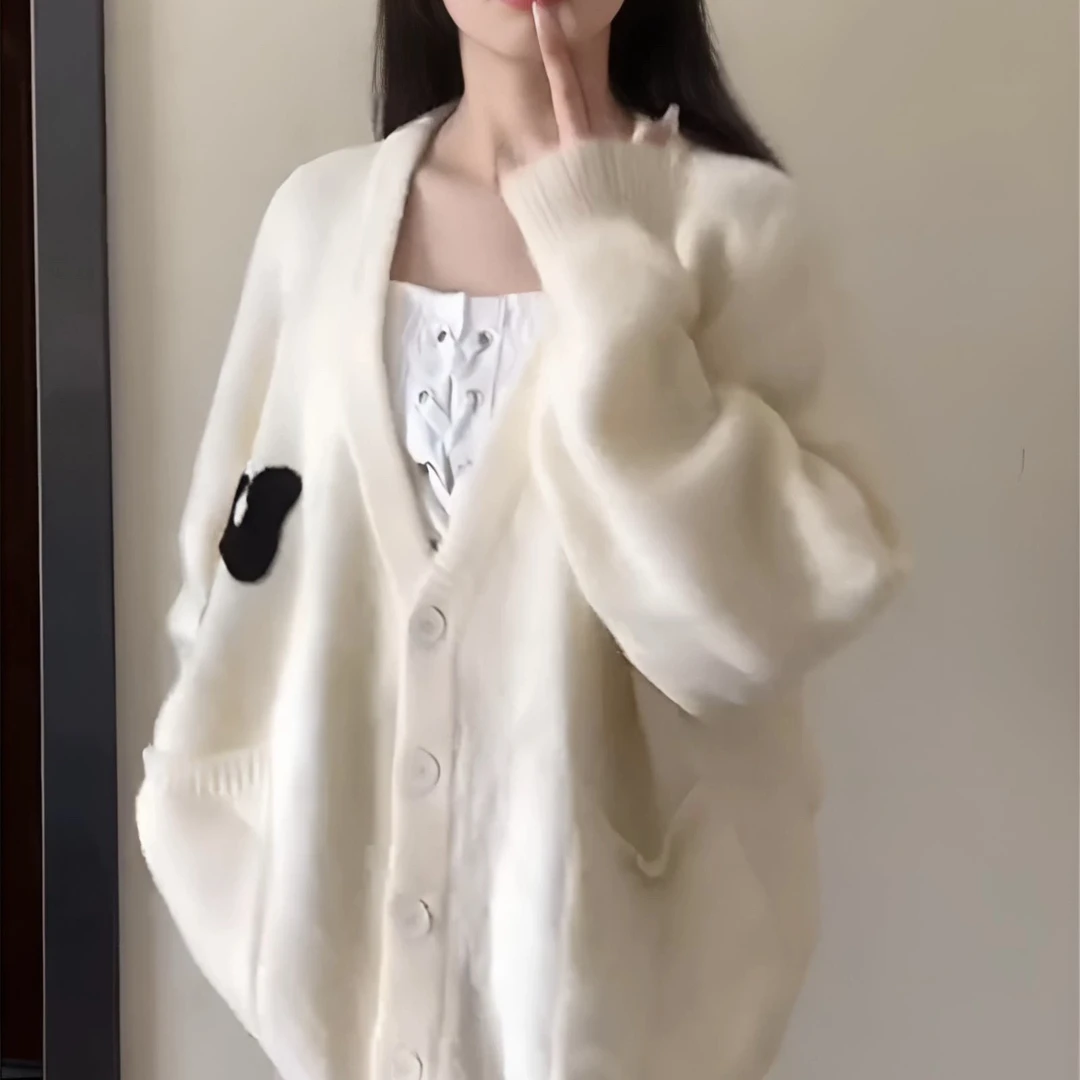 144 温柔风软糯糯奶白色设计款百搭宽松针织毛衣外套（ZJ1）