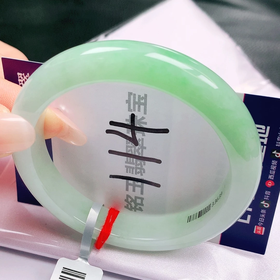 翡翠未镶嵌手镯缅甸天然a货翡翠手镯