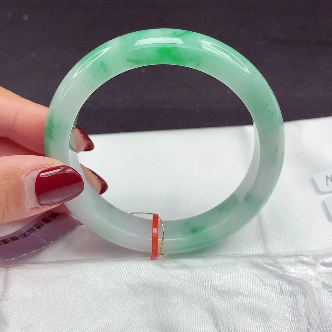 翡翠未镶嵌手镯55圈210