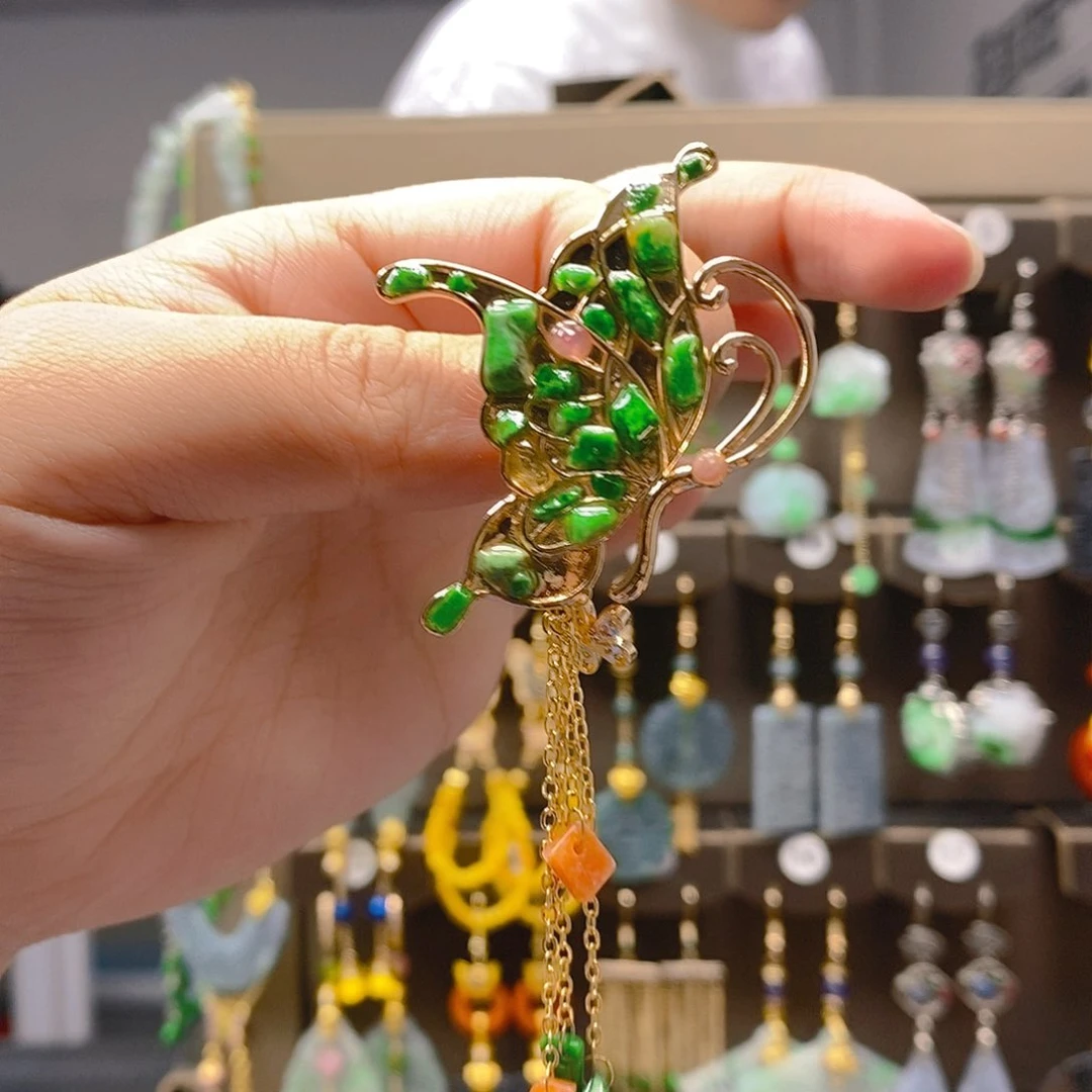 未镶嵌翡翠耳饰翡翠