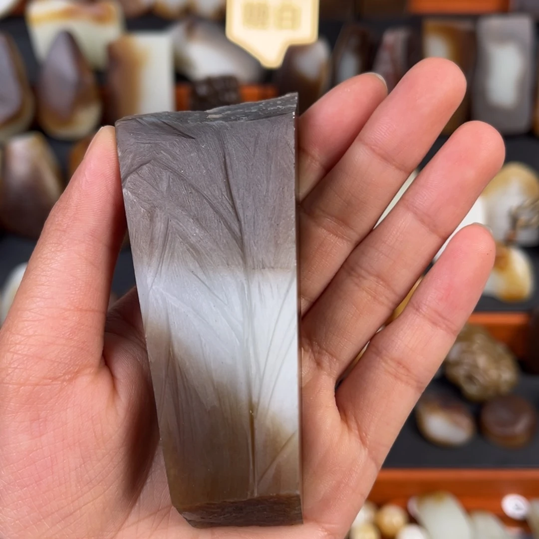 和田玉（糖玉）颈饰未镶嵌