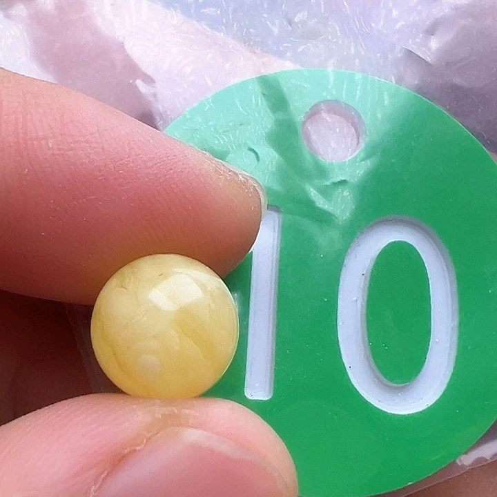 未镶嵌蜜蜡裸石冰沙9.5m m