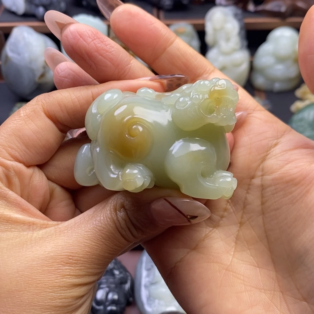 和田玉未镶嵌挂件