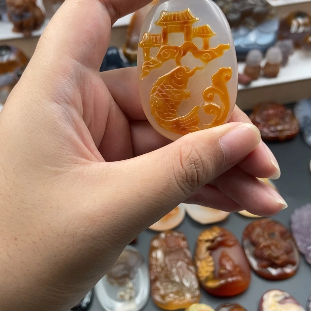 玛瑙/玉髓颈饰未镶嵌