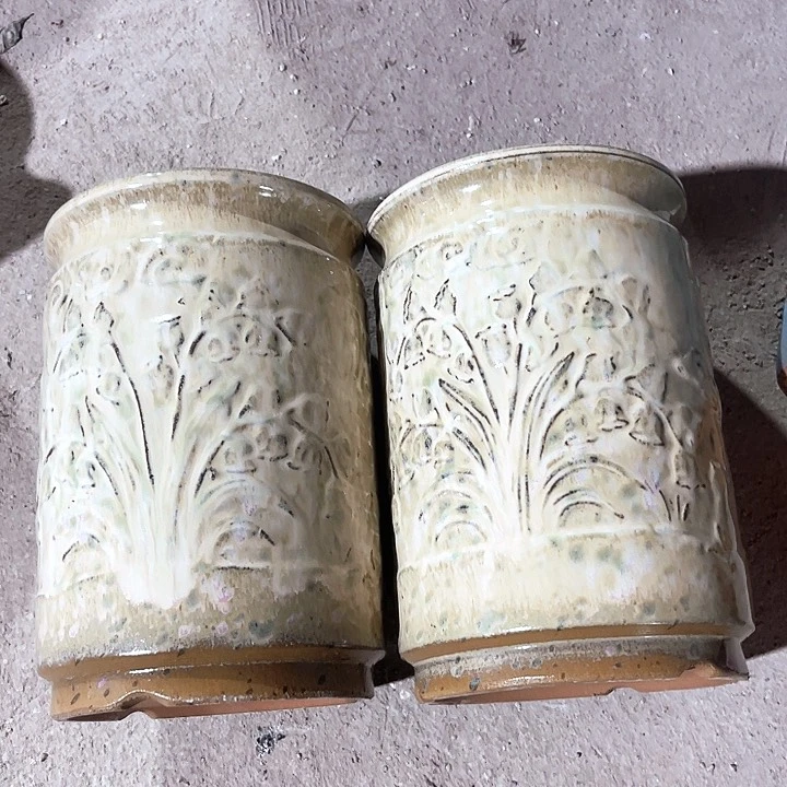 紫砂花盆口径15高度22两只正品