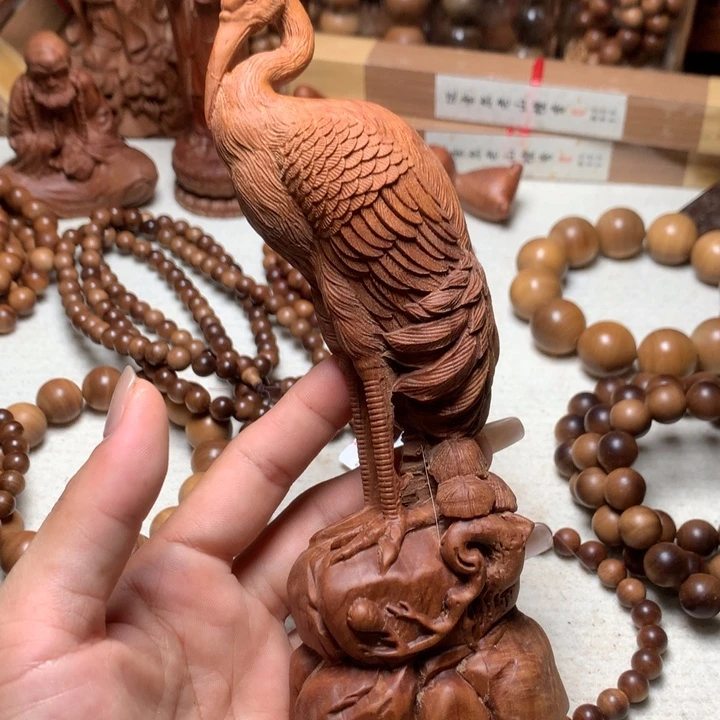 檀香木把件檀香鹤瑕疵