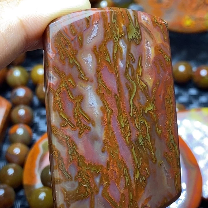 玛瑙/玉髓颈饰未镶嵌七**风