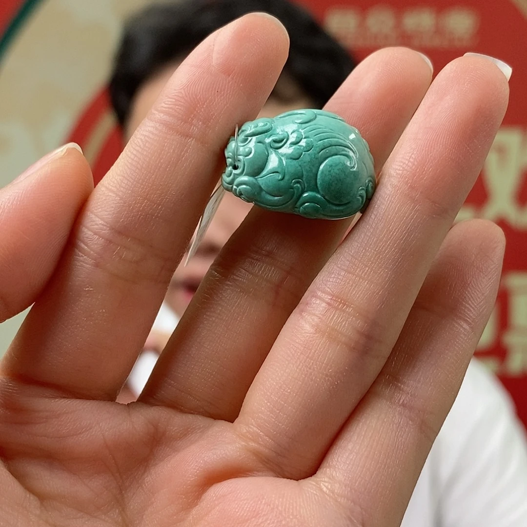 绿松石未镶嵌挂件