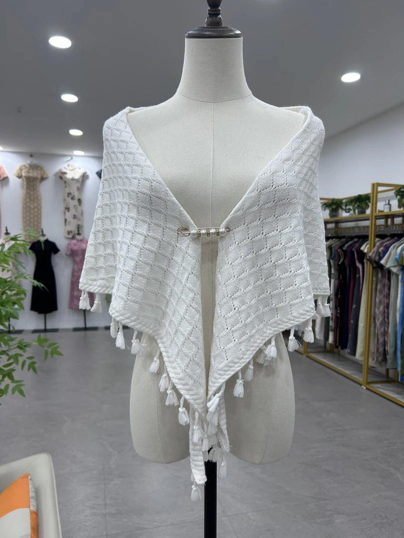 气质镂空针织配旗袍披肩外搭复古民族度假穿搭白色百搭简约