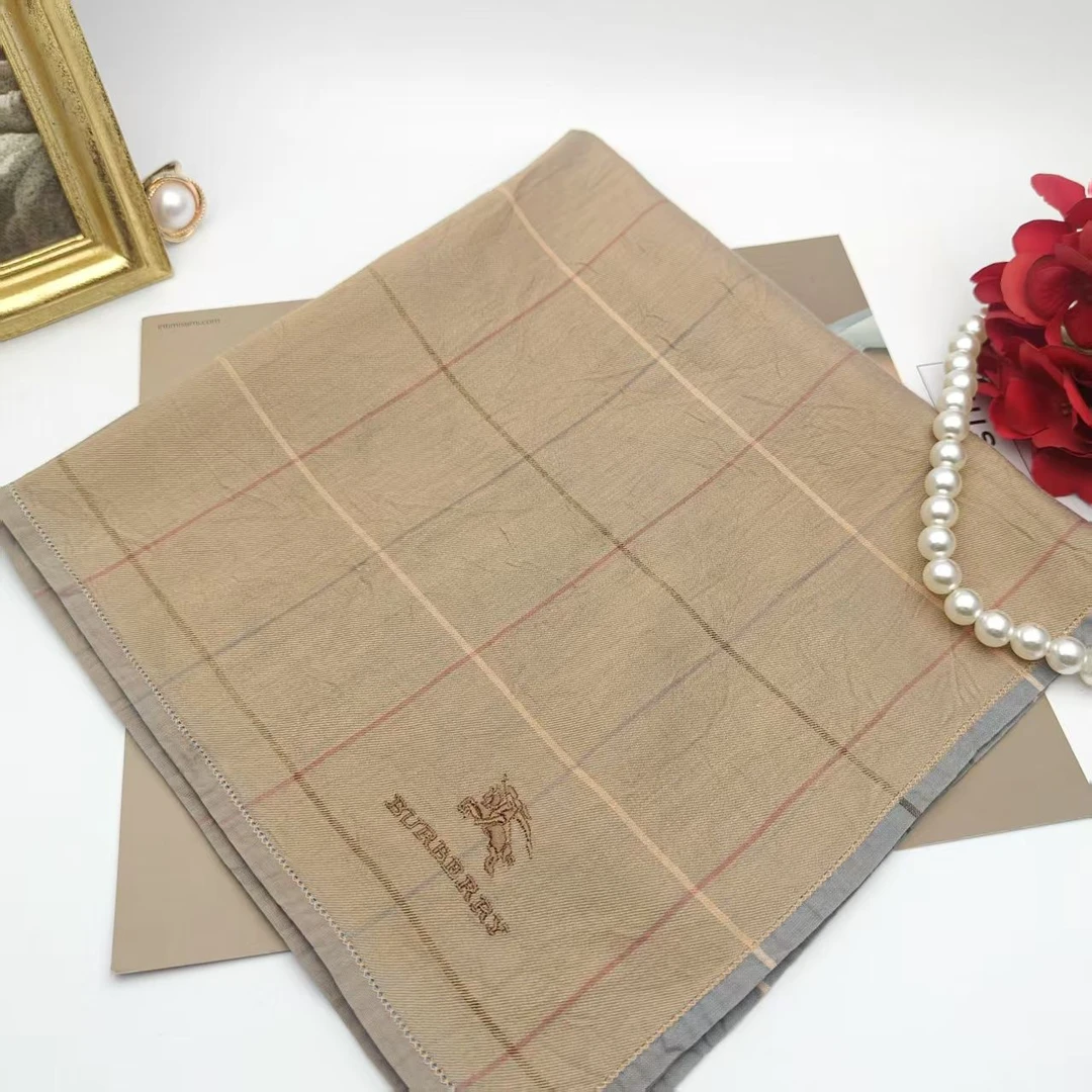 99新 BURBERRY/博柏利  海囤/巴宝莉/丝巾/YY05714